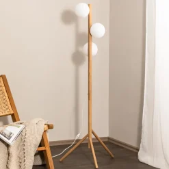 Estera vloerlamp, opaalglas, houten frame, 132 cm, 3-lamps