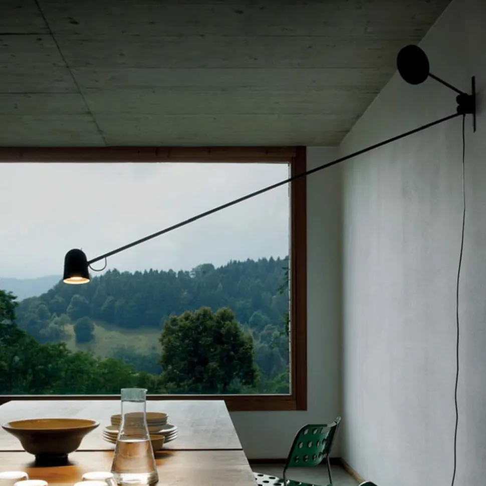 Exclusieve LED wandlamp Counterbalance zwart