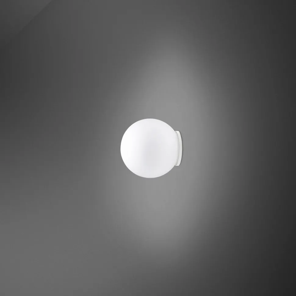 Fabbian Lumi Sfera glas-wandlamp, Ø 9 cm