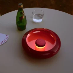 Fatboy Oloha Kleine Akku wandlamp lobby rood