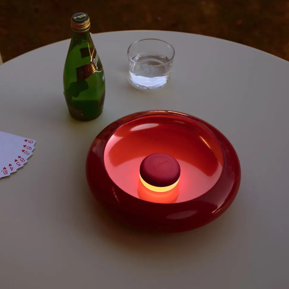 Fatboy Oloha Kleine Akku wandlamp lobby rood