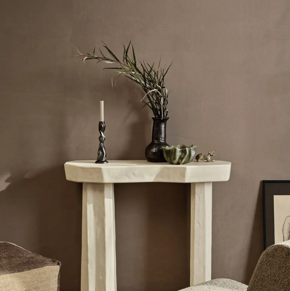 ferm LIVING Gale kandelaar, zwart, 25,4 cm, aluminium