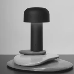 FLOS Bellhop oplaadbare LED tafellamp, zwart