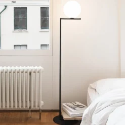 FLOS IC F1 vloerlamp zwart Ø 20 cm