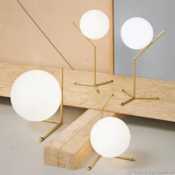 FLOS IC T1 Laag tafellamp messing gekleurd