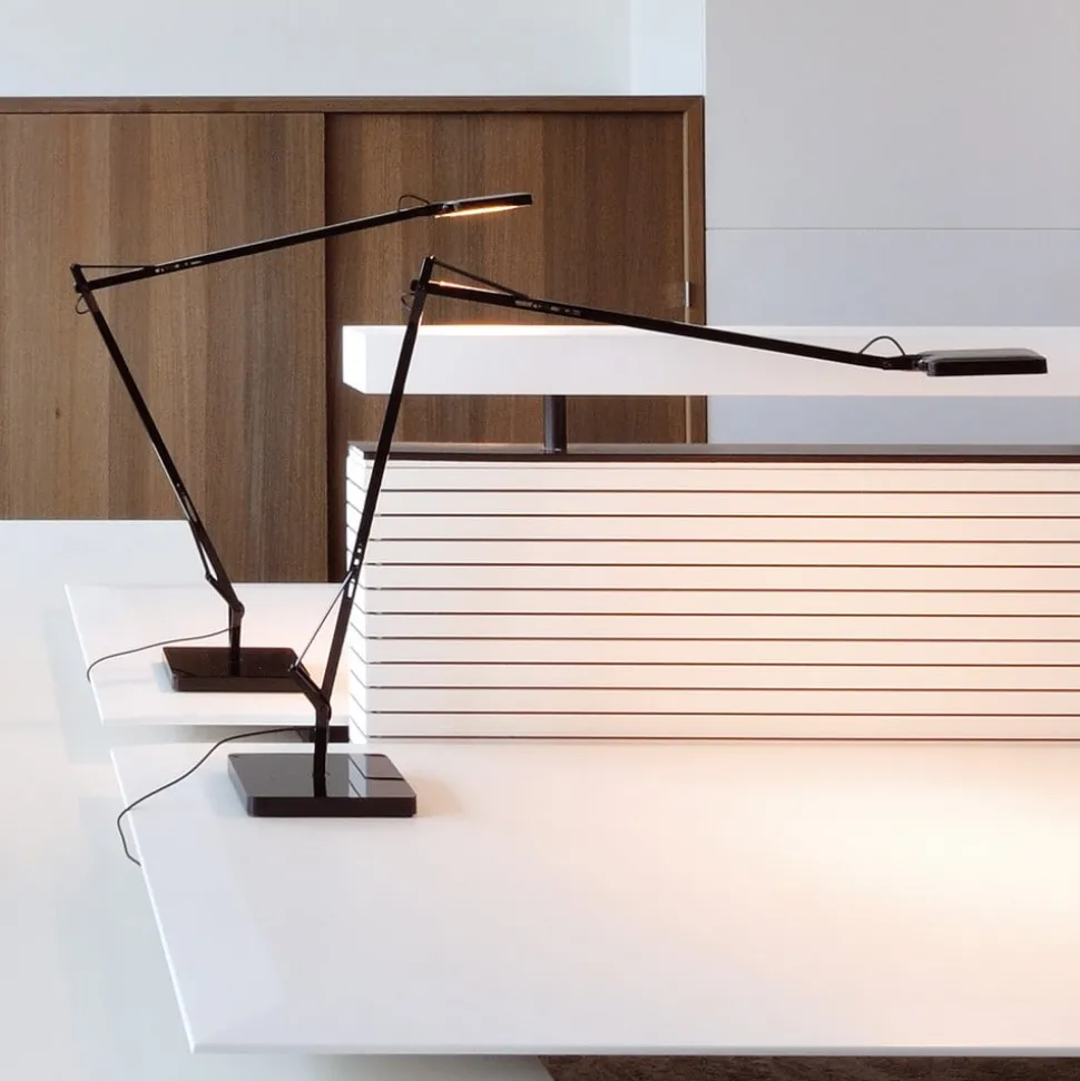 FLOS Kelvin LED tafellamp in zwart