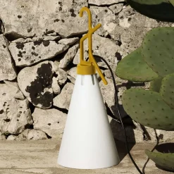 FLOS Mayday Buitenverlichting voor alle doeleinden, mosterdgeel