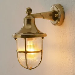Fraai gevormde buitenwandlamp Ocean