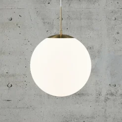 Grant hanglamp in messing met glazen bol Ø 35cm