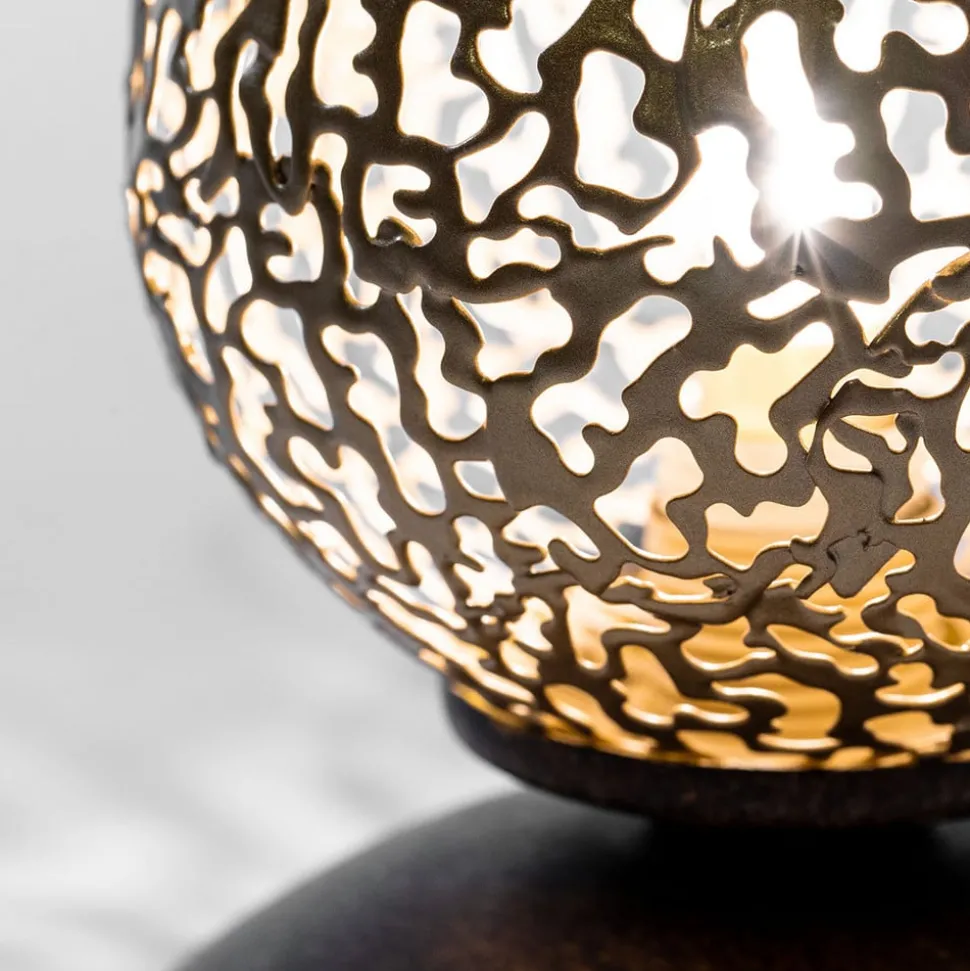 Greta - een tafellamp met bolvormige kap