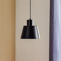 Hanglamp Dunka 1 met een metalen kap, zwart