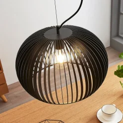 Hanglamp Jusra van zwart metaal, 1-lamp.