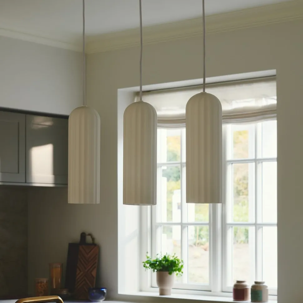 Hanglamp Miella, 3-lamps, geribbeld glas, gesatineerd/wit