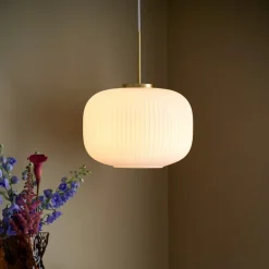 Hanglamp Milford, opaalwit/messing, Ø 30 cm