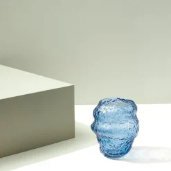 Hübsch Aurora vaas, glas, blauw, hoogte 18 cm