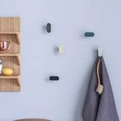 Hübsch kapstokhaak Piccolo, ijzer, kleur gepolijst messing