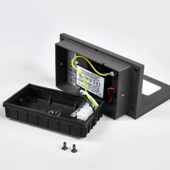 Hoekige LED outdoor wandlamp Darina, bewegingsm.