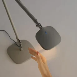 Hoogwaardige LED design tafellamp Volee