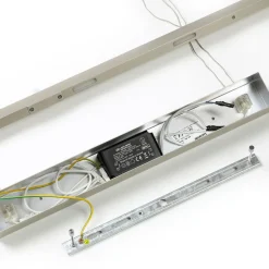 Houten LED hanglamp Karinja met dimmer, natuur