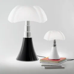 In hoogte verstelbare tafellamp PIPISTRELLO, zwart