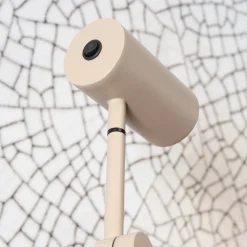 IT'S ABOUT ROMI Vloerlamp Montreux, zandkleur