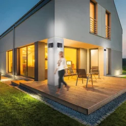 JUST LIGHT. Buitenwandlamp Amin, oplaadbare batterij zwart aluminium