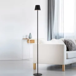 JUST LIGHT. Euria LED vloerlamp, zwart, ijzer, IP54