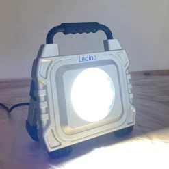 Kalkum schijnwerper, stroomuitvalfunctie