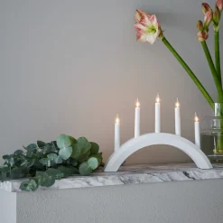 Kandelaar Avento van hout, 5-lamps, wit