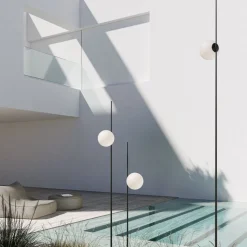 Karman grondspies lamp Atmosphere, zwart 178 cm kunststof