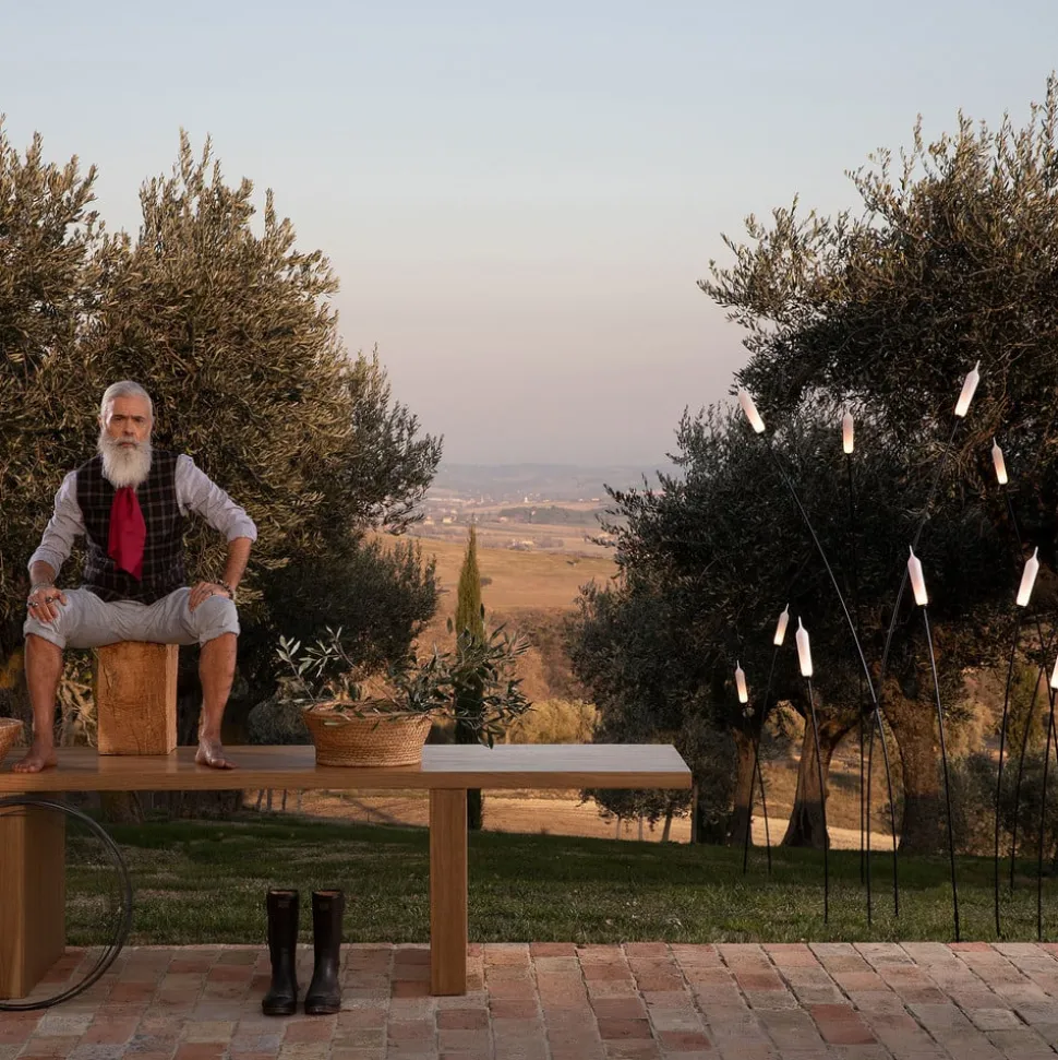 Karman Nilo LED grondspies lamp, hoogte 220 cm