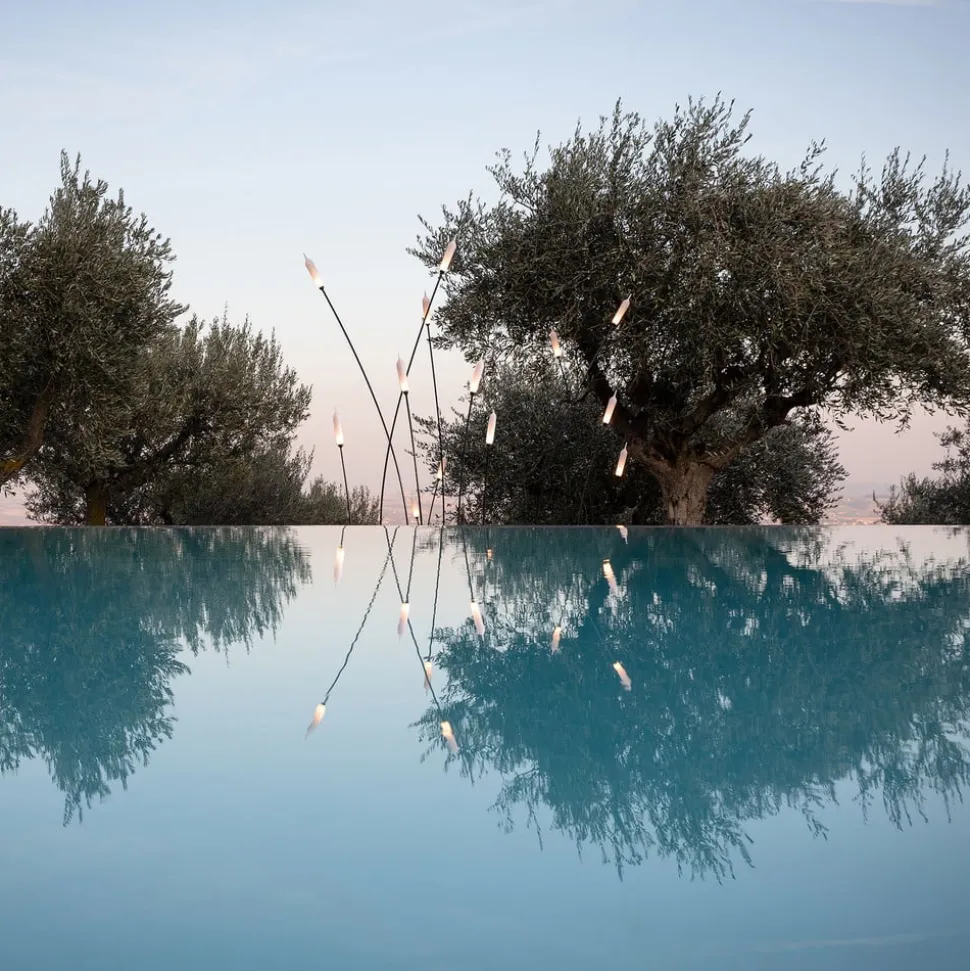 Karman Nilo LED grondspies lamp, hoogte 220 cm