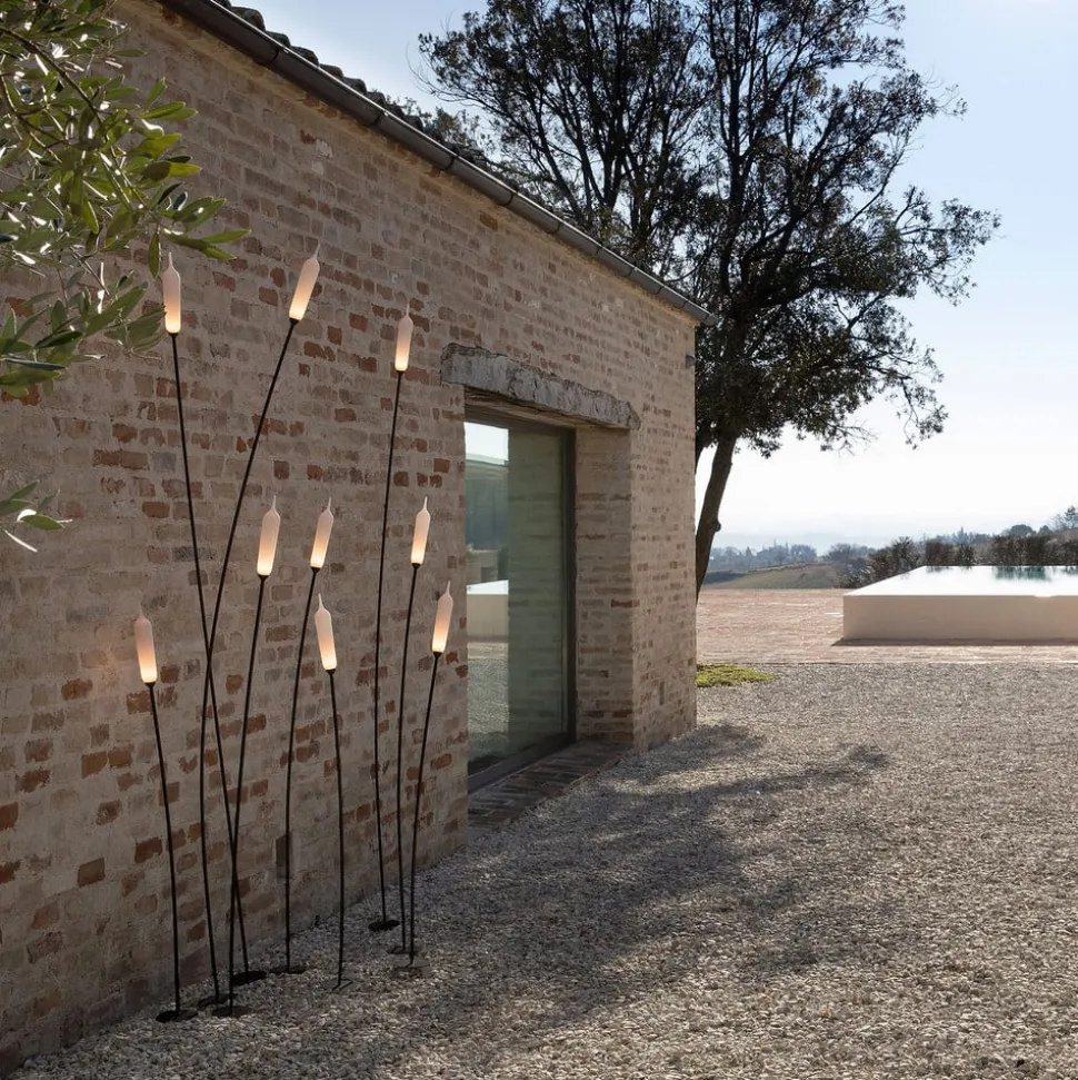 Karman Nilo LED-buiten-vloerlamp, hoogte 150 cm