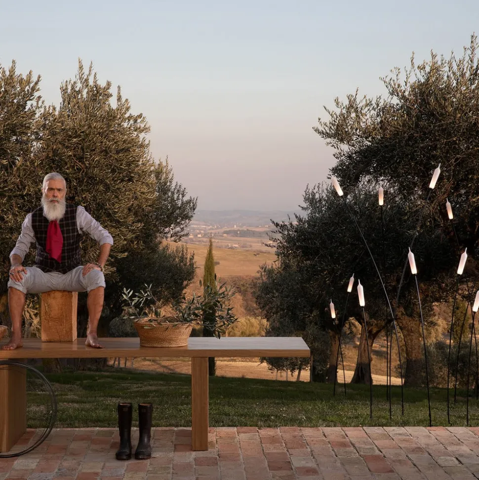 Karman Nilo LED-buiten-vloerlamp, hoogte 118 cm