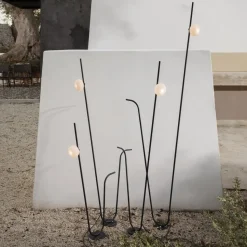 Karman Pois spies-vloerlamp IP65, 3.000K, 158 cm