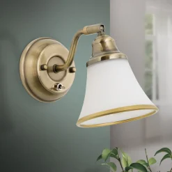 Klassieke wandlamp TILDA met verstelbare kop