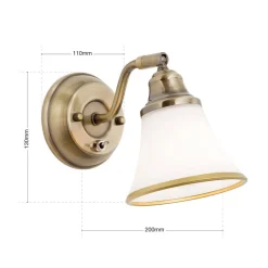 Klassieke wandlamp TILDA met verstelbare kop