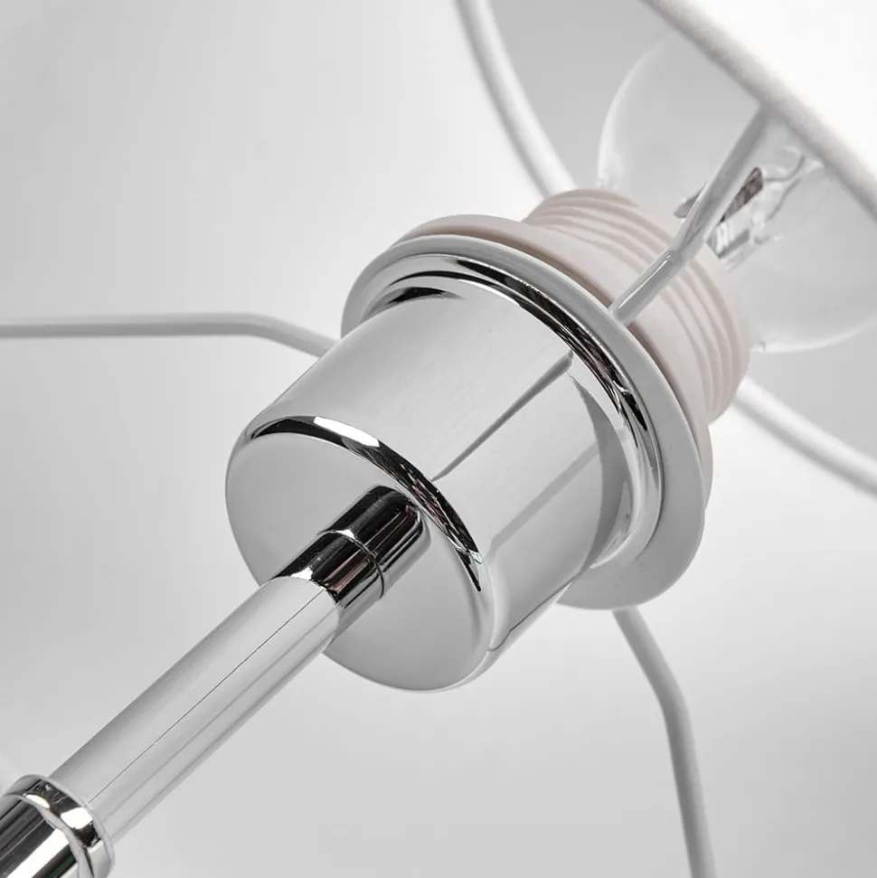 Knappe wandlamp Dorothea met wit stoffen scherm