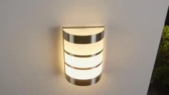 Kristian buitenwandlamp van roestvrij staal met strips