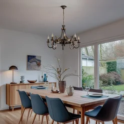 Kroonluchter Castle donker met de hand gepatineerd 8-lamps