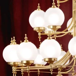 Kroonluchter OBJEKT met stijl, 32-lichts