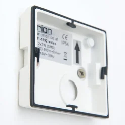 Kubusvormig LED buitenwandlamp Cube in wit