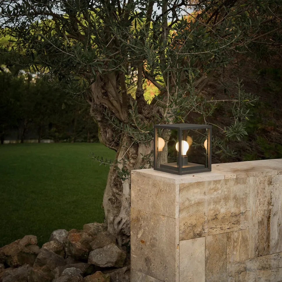 Kubusvormige Nala sokkellamp in donkergrijs