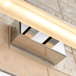 LED badkamer wandlamp Lucande, 32cm, chroom, metaal, IP44