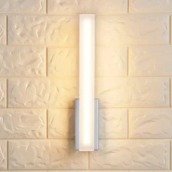 LED badkamer wandlamp Lucande, 32 cm hoog, chroom, IP44