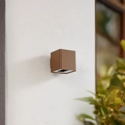 LED buiten wandlamp Aaron, bruin, IP54, omhoog/omlaag
