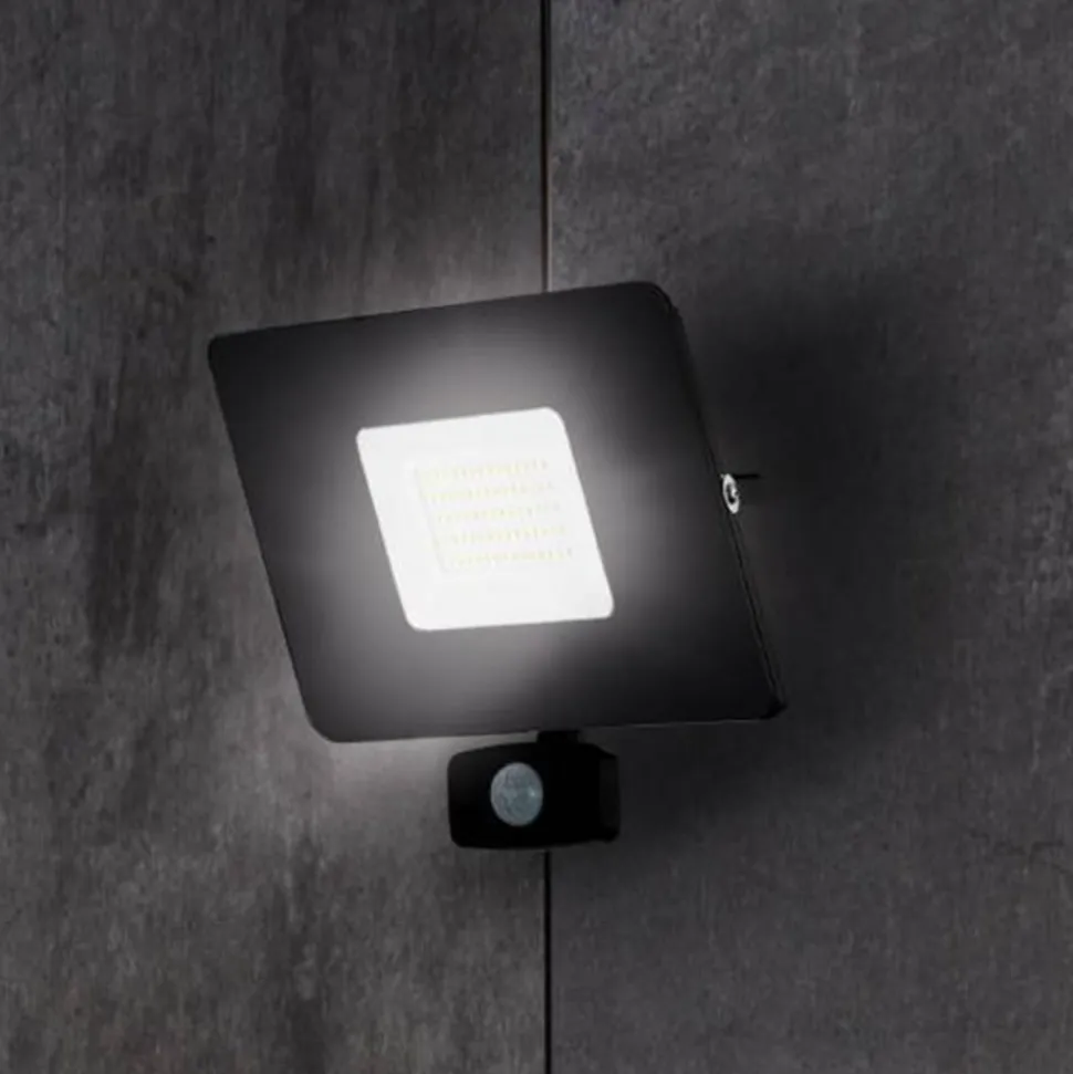LED buitenspot Faedo 3 met sensor, zwart, 50W