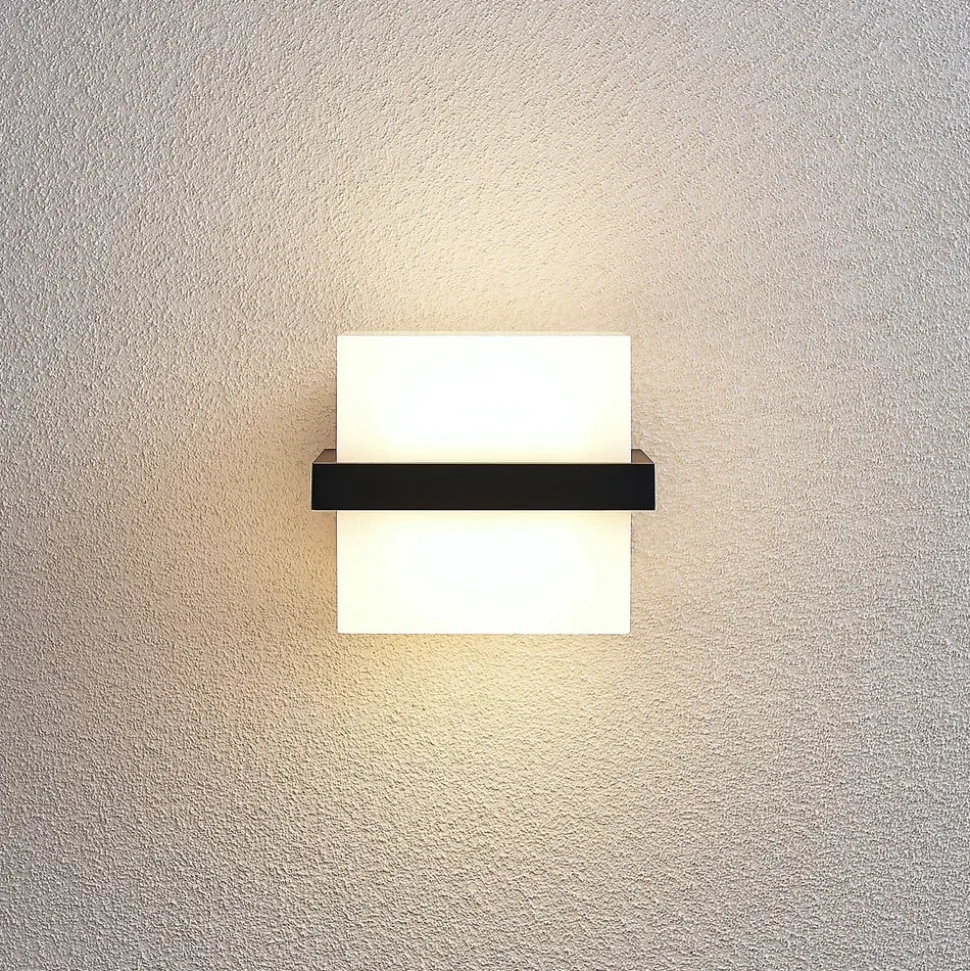 LED buitenwandlamp Auron, kubusvormig