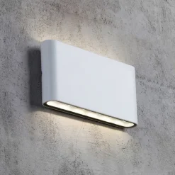 LED buitenwandlamp Kinver in vlakke vorm, wit