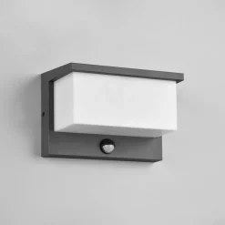 LED buitenwandlamp Nestos, bewegingsmelder, IP54